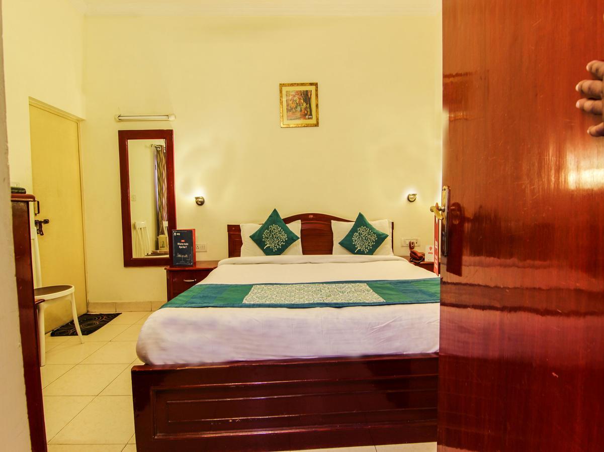 Oyo 4104 Surya Villa 浦那 外观 照片