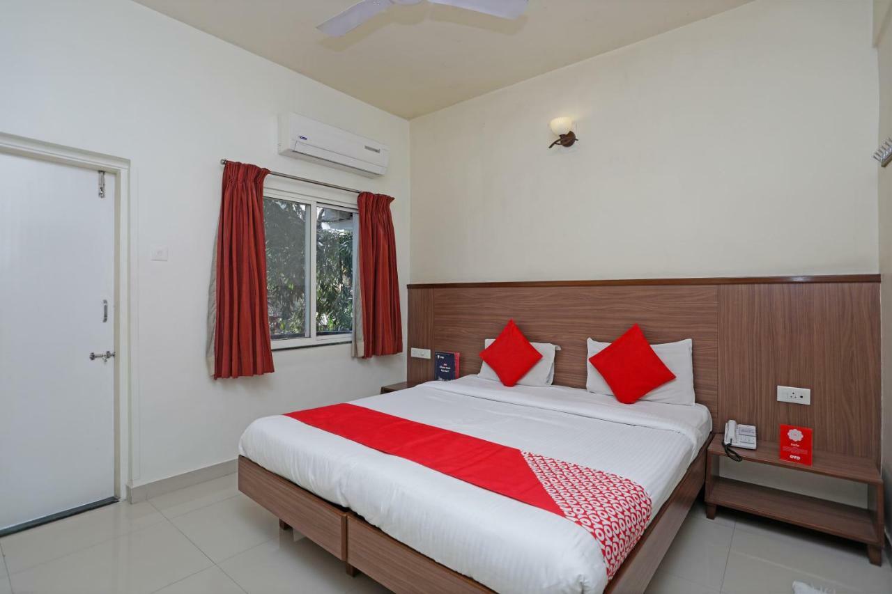 Oyo 4104 Surya Villa 浦那 外观 照片